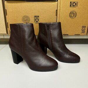 Vionic Kennedy Boots - chestnut - size 7.5 wide